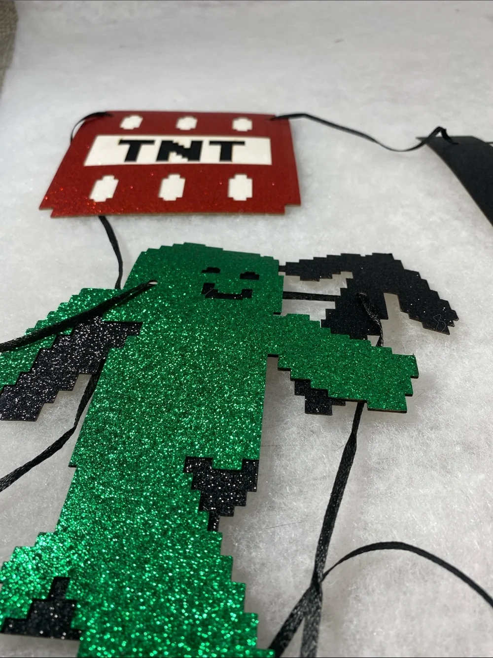 Happy Birthday Banner Party Garland - Black Glitter Minecraft 50 pcs party bags